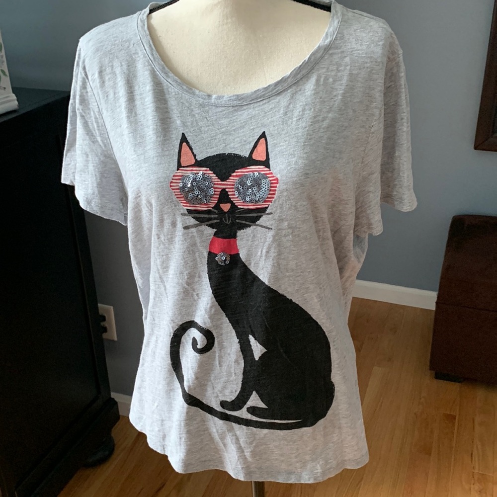 🌼TALBOTS GRAPHIC TEE SHIRT🌼